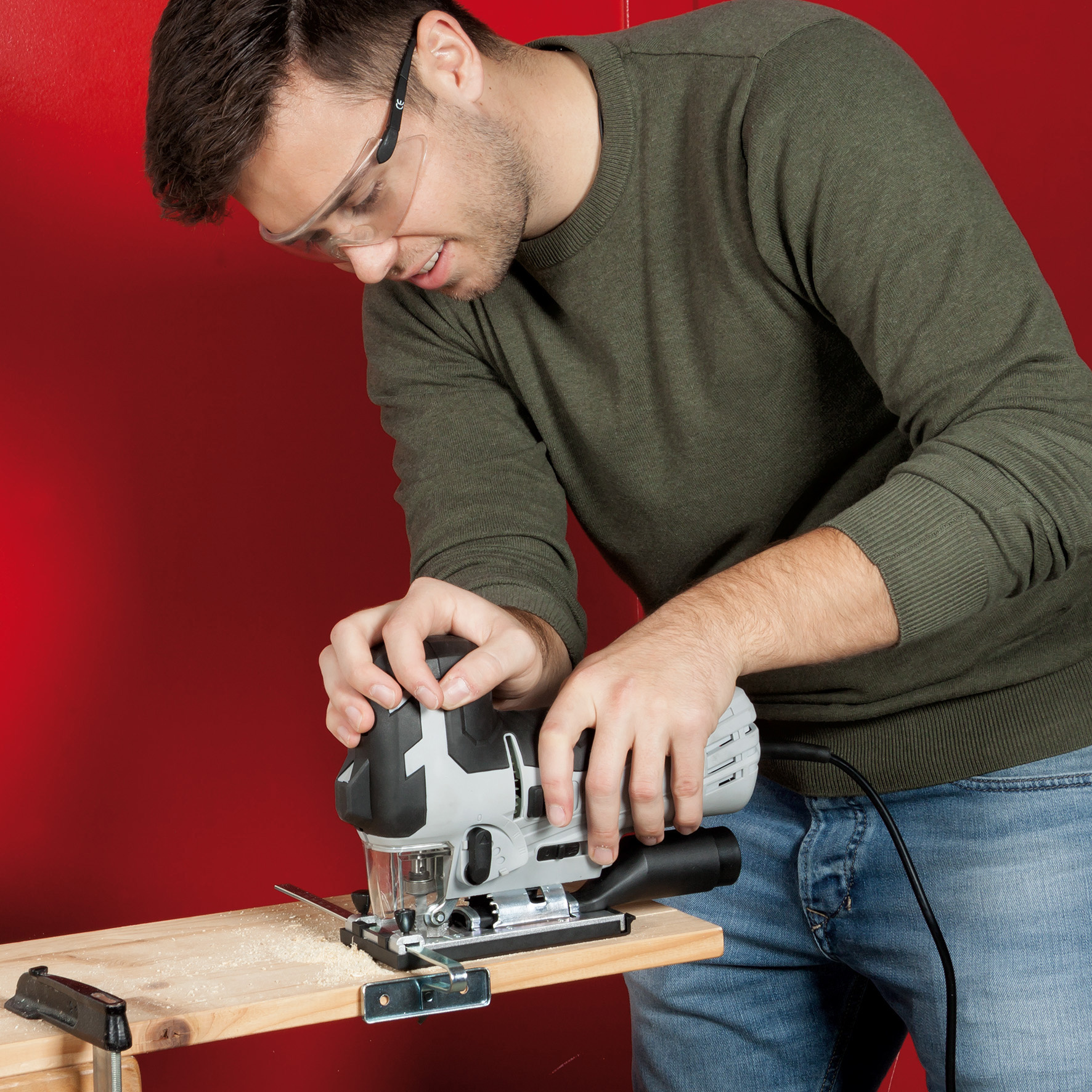 Duro Pro D-PS 750 Decoupeerzaag– 750 Watt - Detailed view of the product