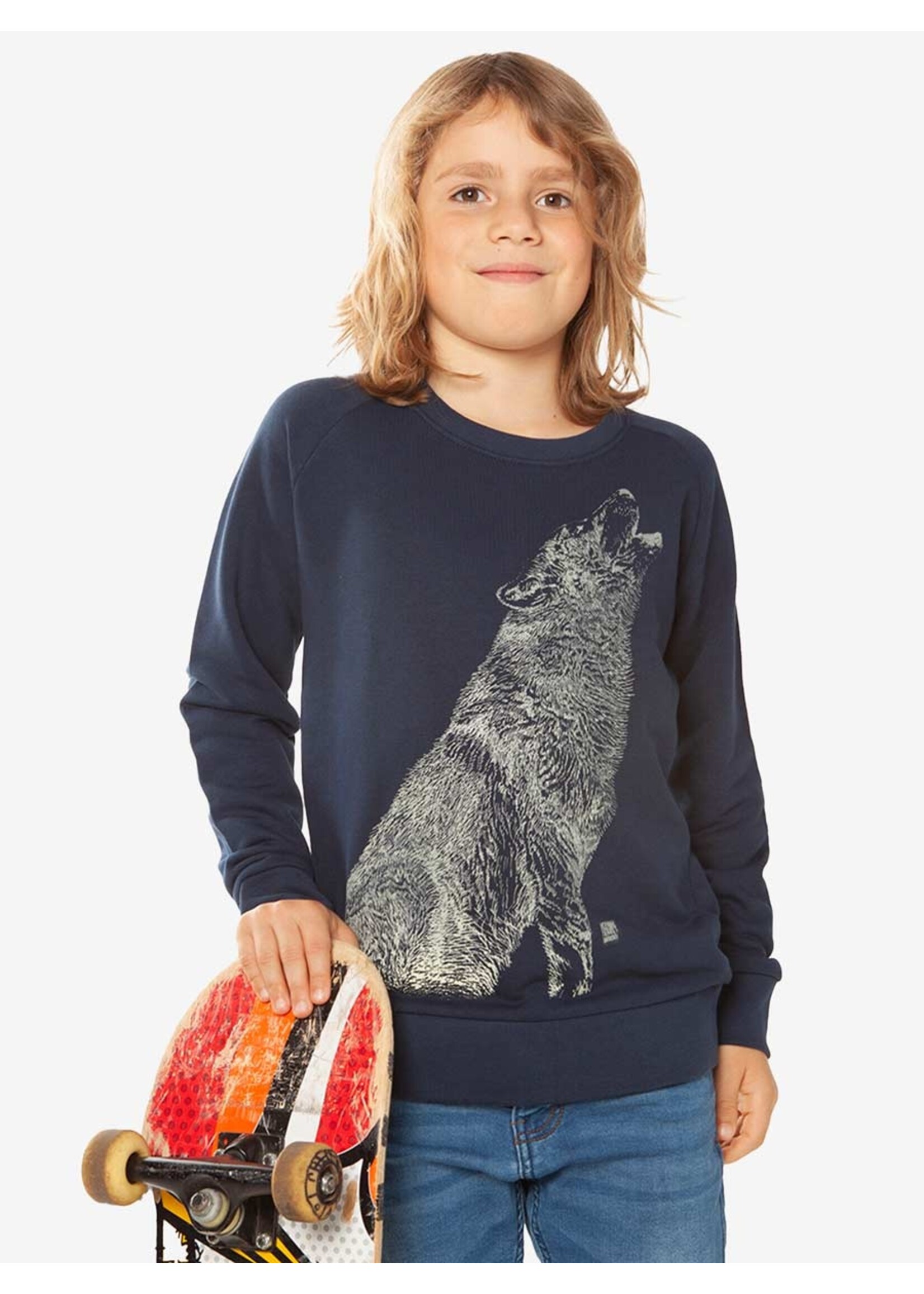 HOWLING WOLF SWEATER  - GLOW IN THE DARK