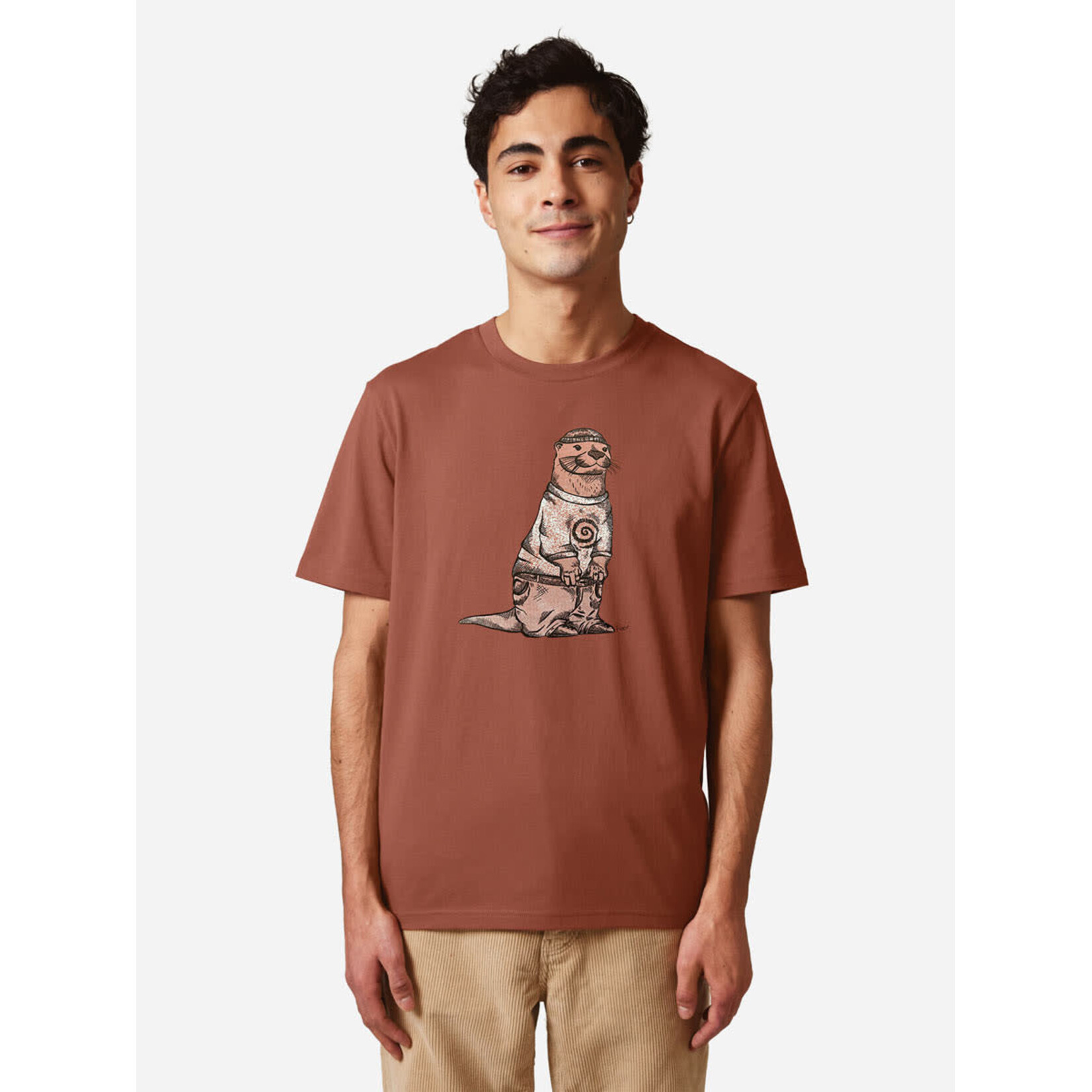 SKATER OTTER T-SHIRT