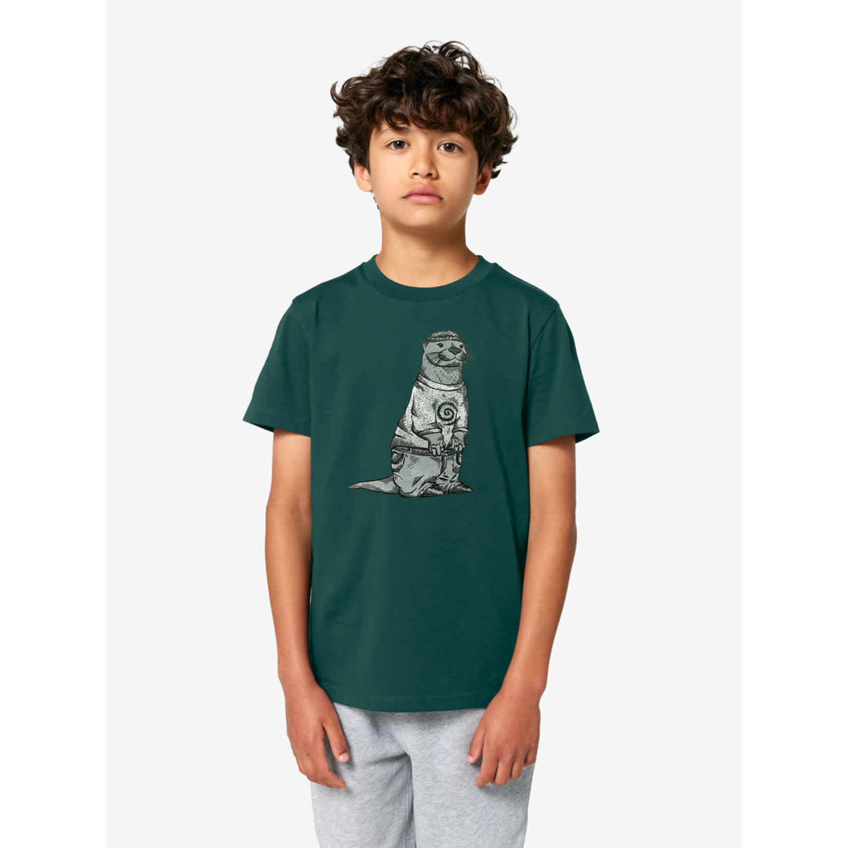 SKATER OTTER T-SHIRT