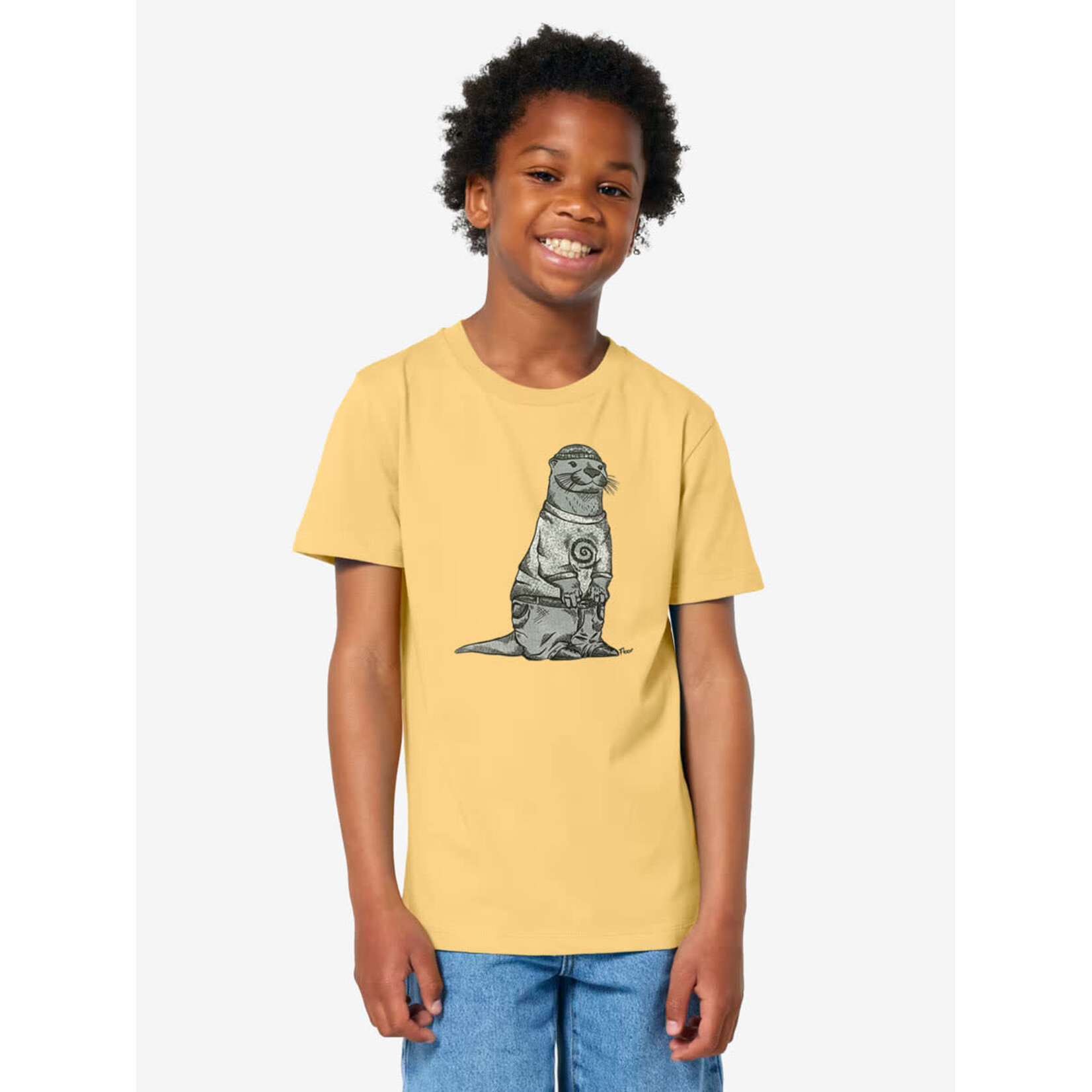 SKATER OTTER T-SHIRT