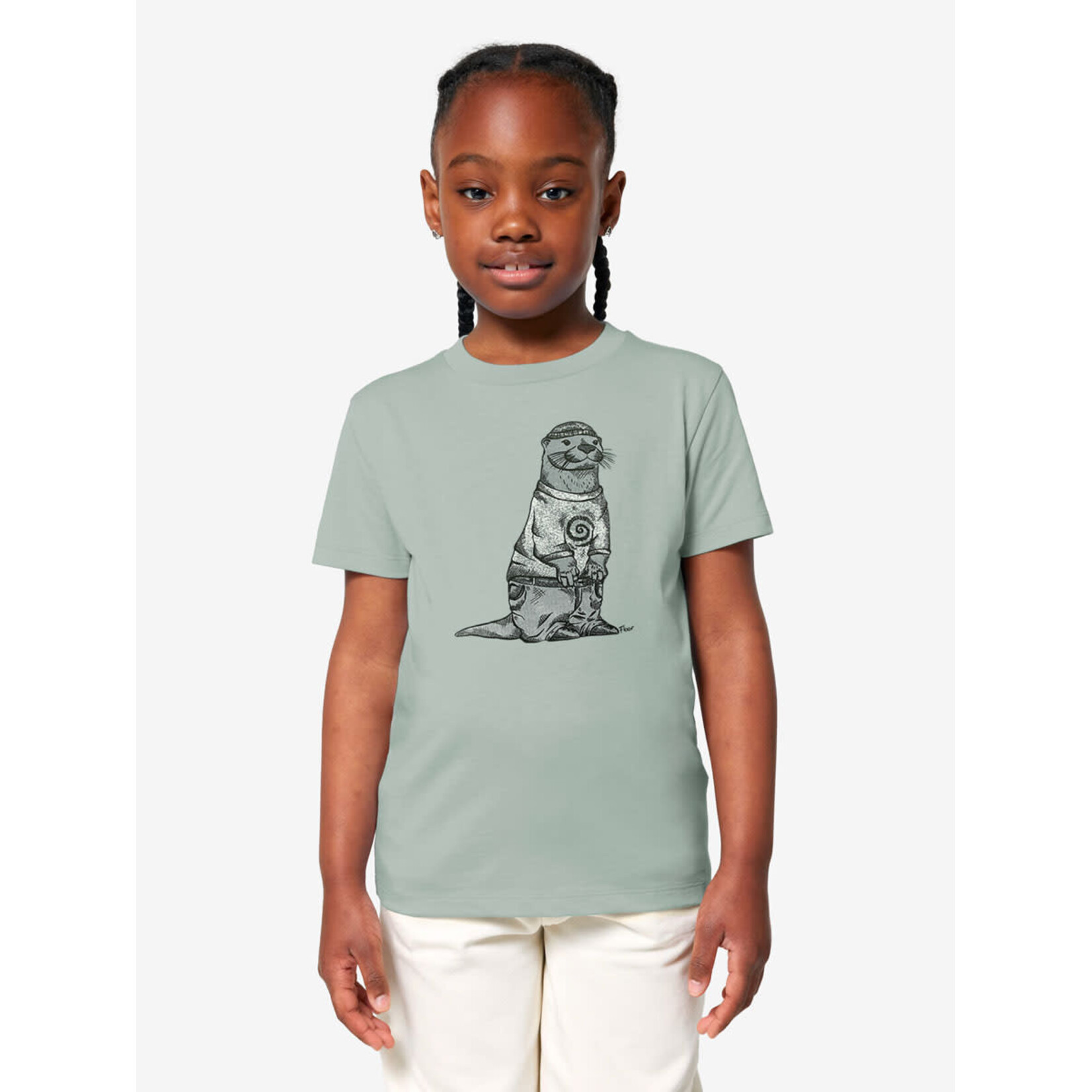 SKATER OTTER T-SHIRT