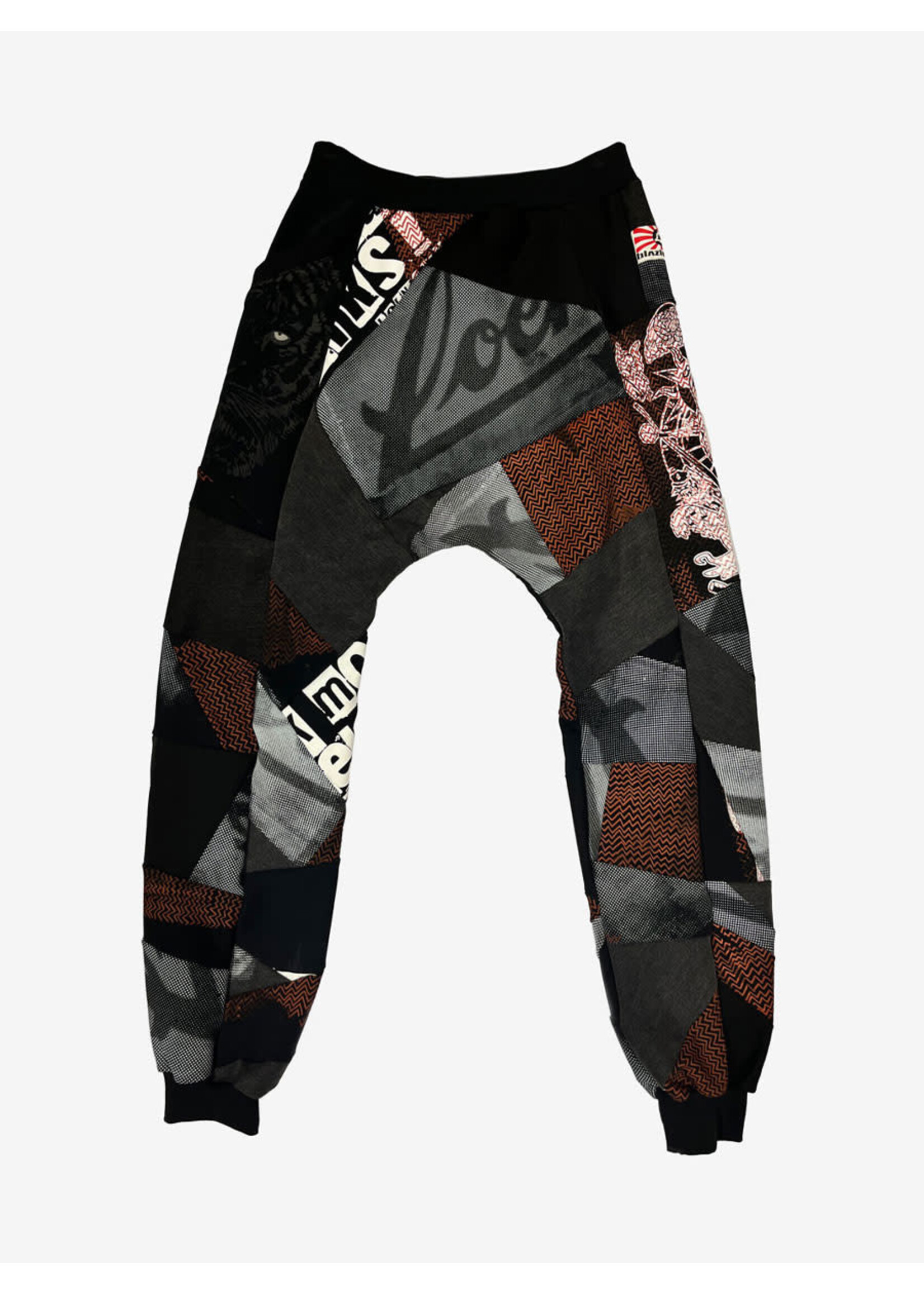 LOENATIX TRACKPANT (ONE OF A KIND)  Nr.28 -M- Patterns