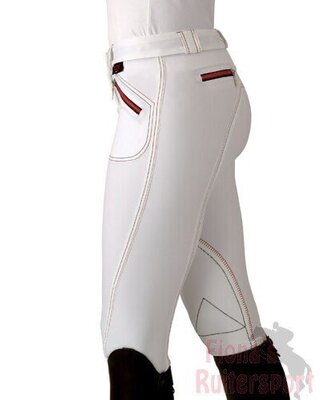 Sarm HIPPIQUE Modello Ariel Donna