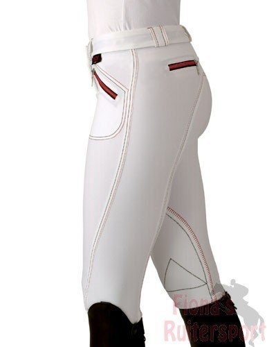 Sarm HIPPIQUE Modello Ariel Donna