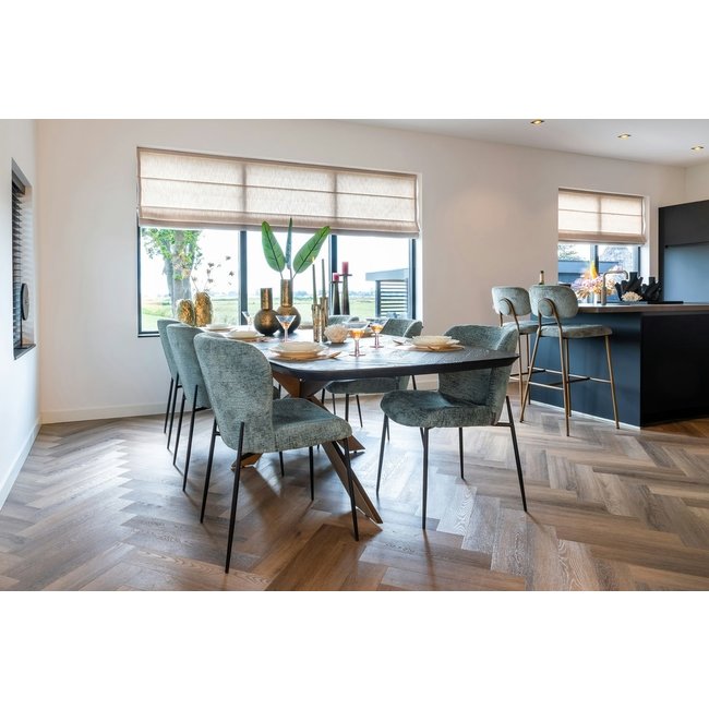 Richmond Interiors  Stoel Darby thyme fusion zwart