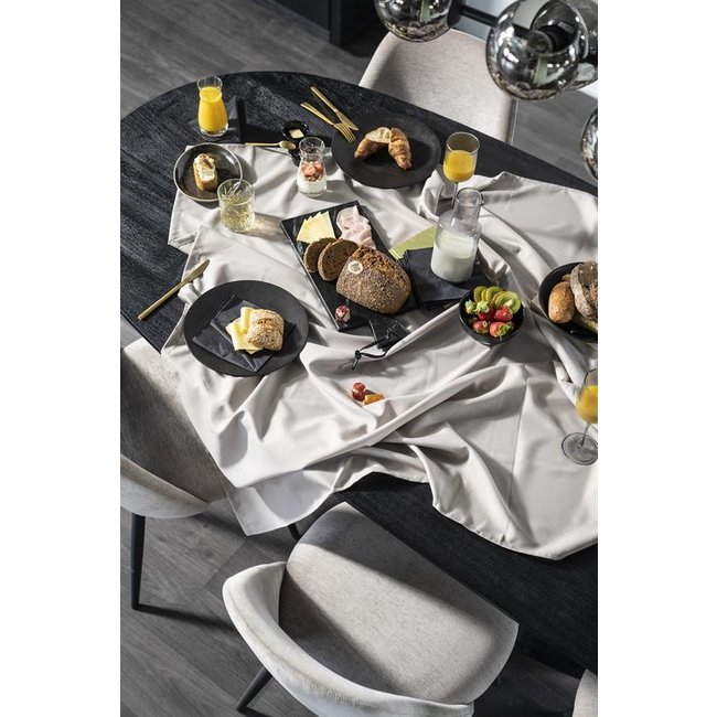 Eleonora Eettafel Aron ovaal 250x110 - zwart