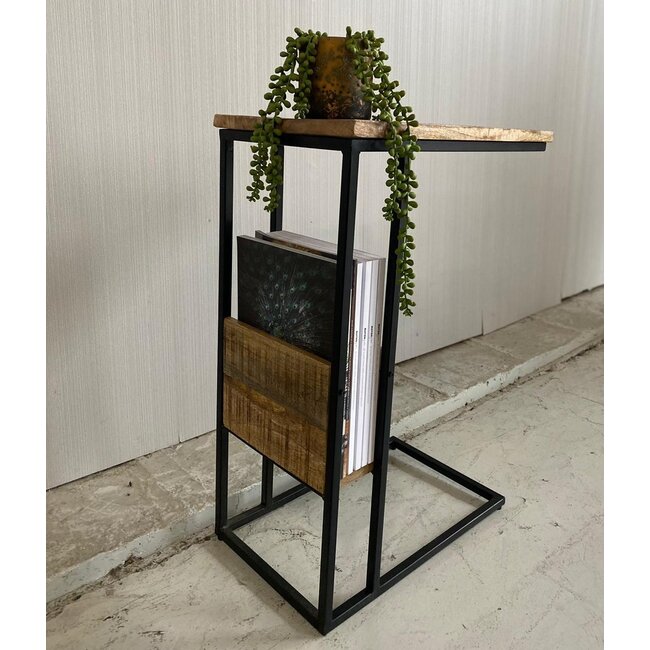 Benoa Bijzettafel industrieel sofa zwart met vak