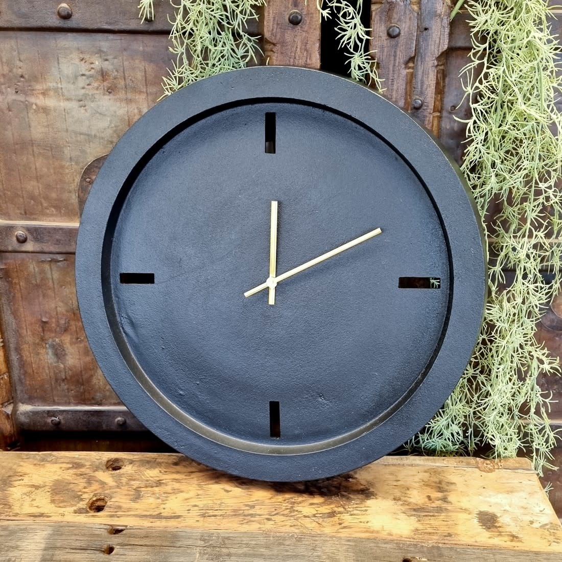 Grote ronde klok ca. 60 cm doorsnee