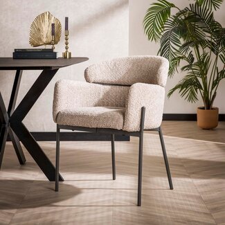 WoonStijl Eetkamerstoel Boucle ronde rug Curva zand WoonStijl Eetkamerstoel Boucle ronde rug Curva zand