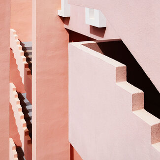 Wandkraft Soft colors  strong contrasts  La Muralla Roja