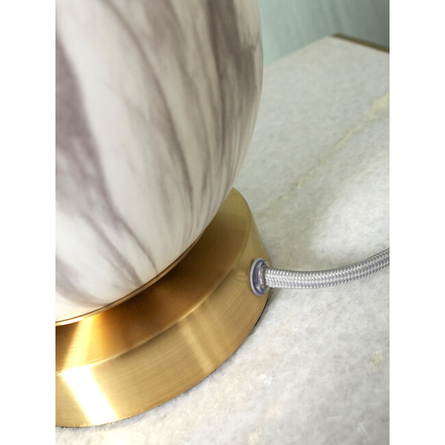 it's about RoMi Tafellamp glas/ijzer Carrara bol wit marmerprint/goud