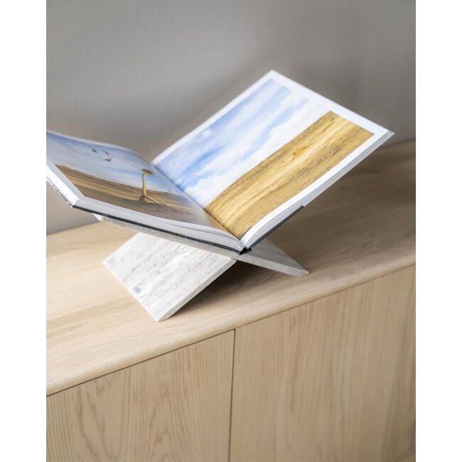 By Boo Boekenstandaard Tsun