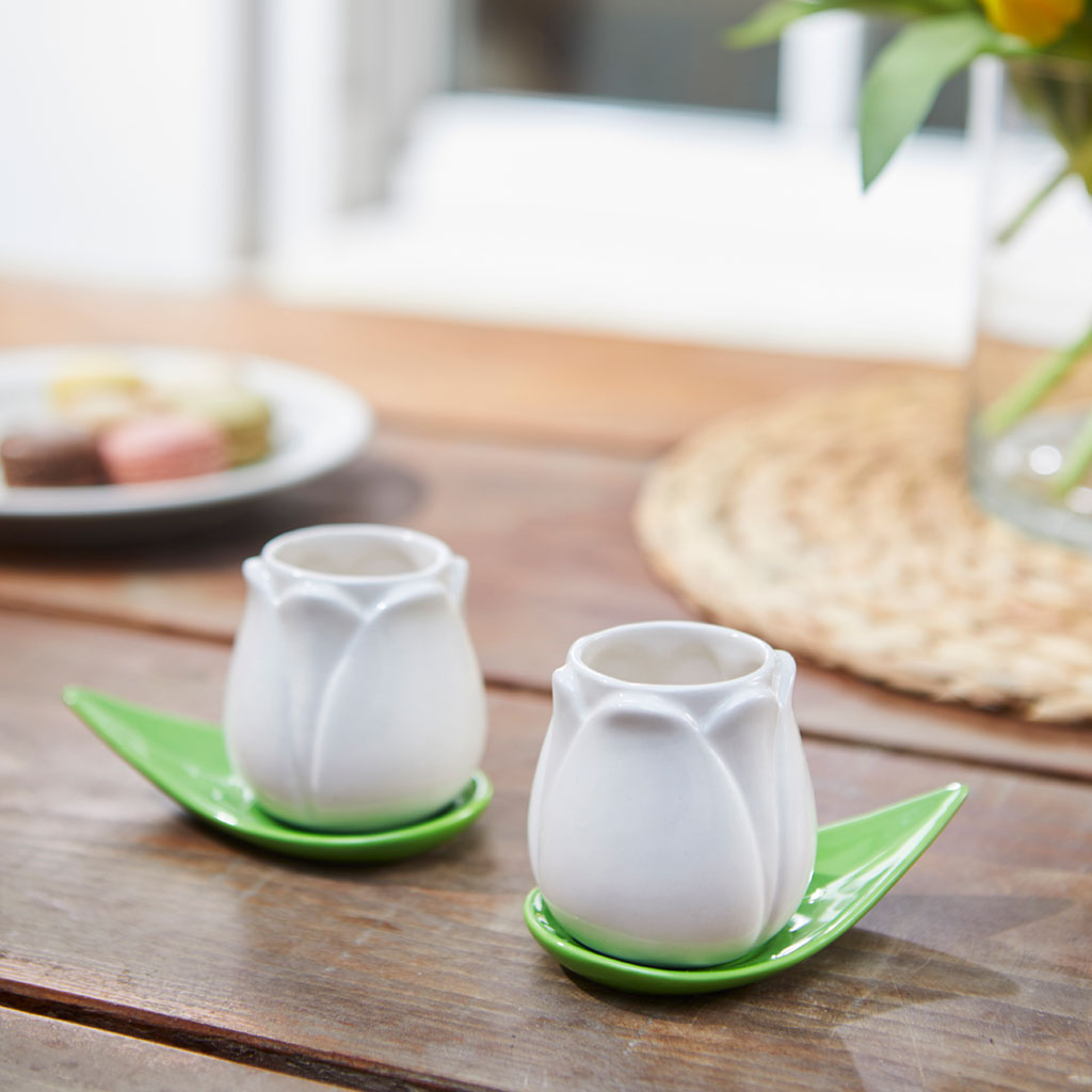Balvi Set koffiekopjes tulp kleur geel/groen 2 kopjes in tulpvorm en 2 borden in vorm