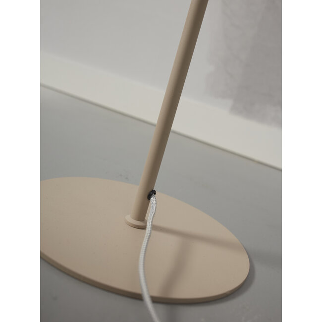 it's about RoMi Vloerlamp Lisbon puntkap zand