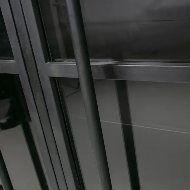 Woood Exhibit vitrinekast metaal zwart