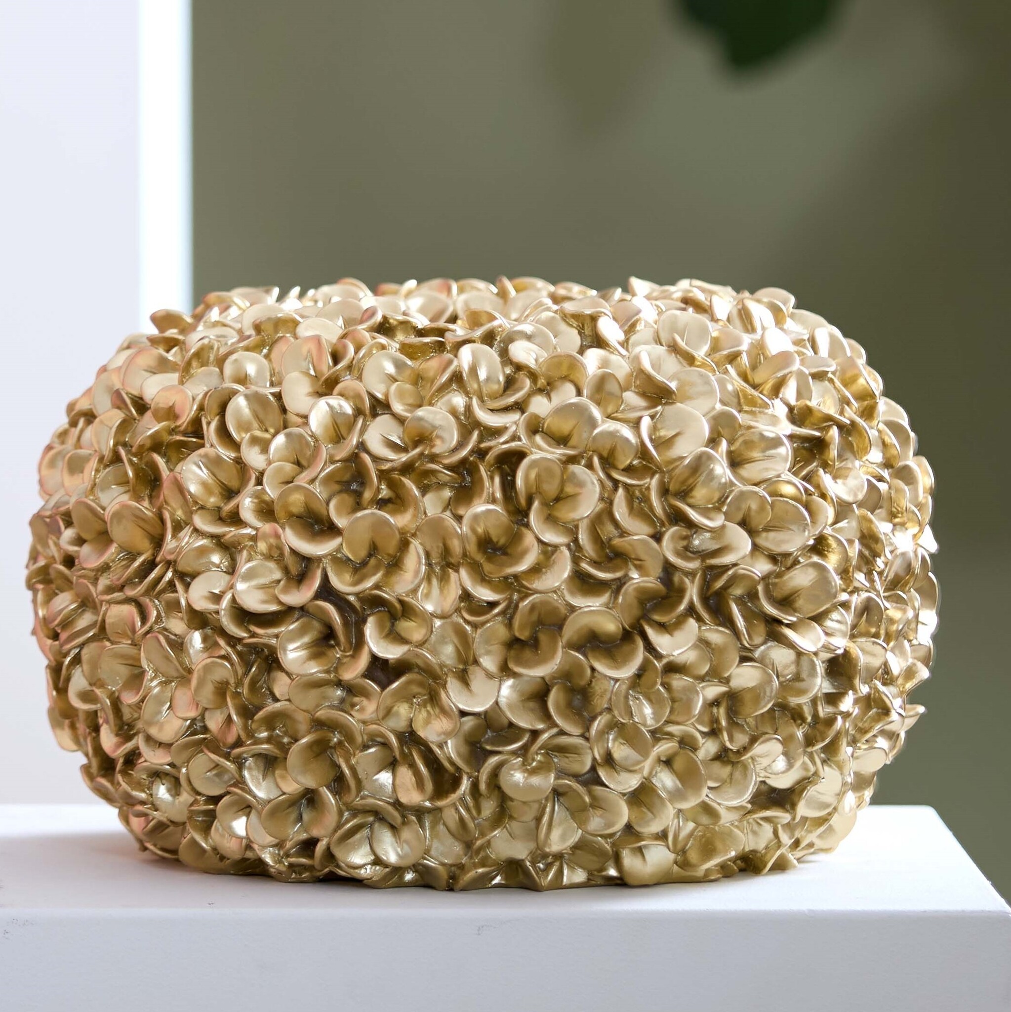 Gouden Vazen voor een Elegant Interieur