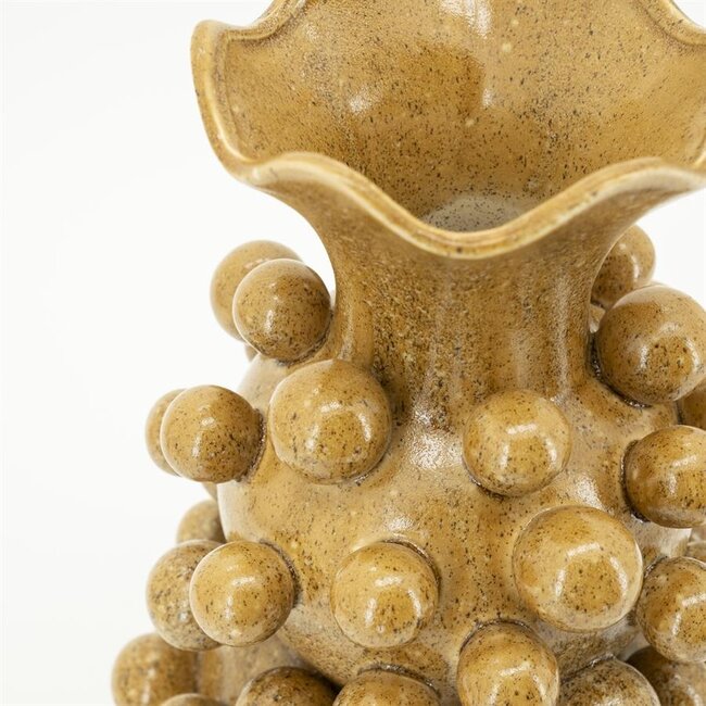 By Boo Vaas Viro – mosterd