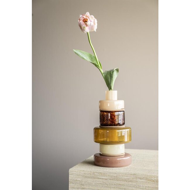 By Boo Vaas Golas - bruin