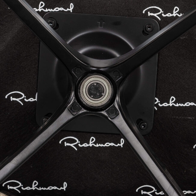 Richmond Interiors  Draaistoel Cheyenne desert fusion