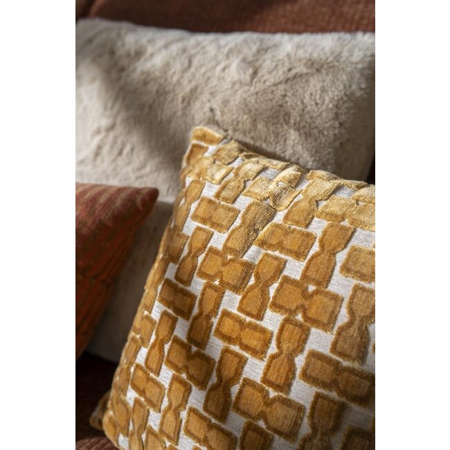 By Boo Kussen Stunda - mosterd