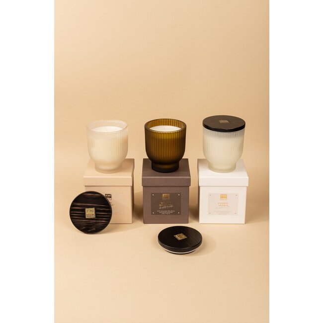 PTMD Geurkaars New Elements woody bouquet L