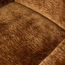 Woood MOUNT eetkamerstoel met armleuning 3D chenille midden bruin