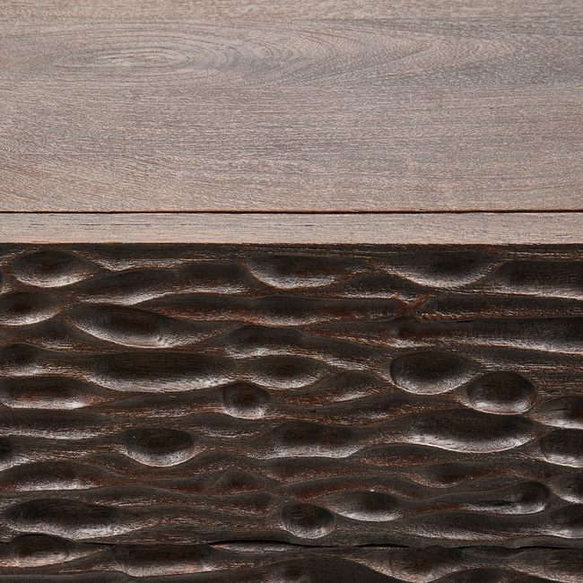 Woood CRUMBLE carved nachtkastje met lades mango hout walnoot