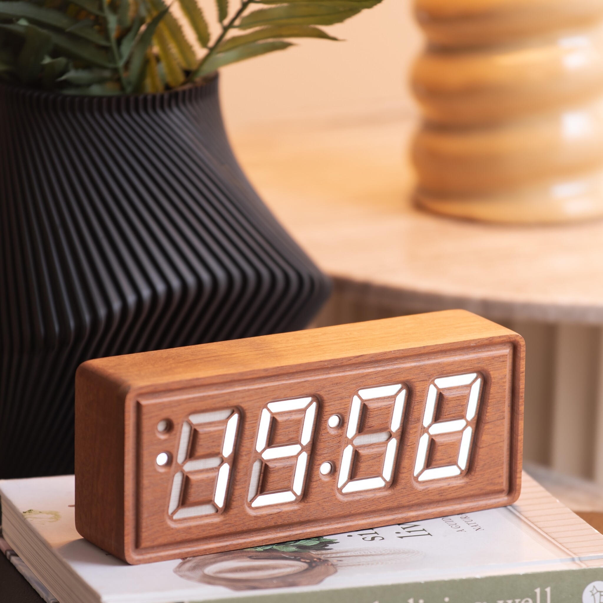 Karlsson Wandklok Fiore - Zwart - 40cm - Rond - Hout Fineer - Klokken voor Woonkamer - Kantoor - Slaapkamer