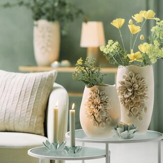 Light en Living Vaas deco 23X20,5X26 cm AMIATA keramiek mat crème Light en Living Vaas deco 23X20,5X26 cm AMIATA keramiek mat crème