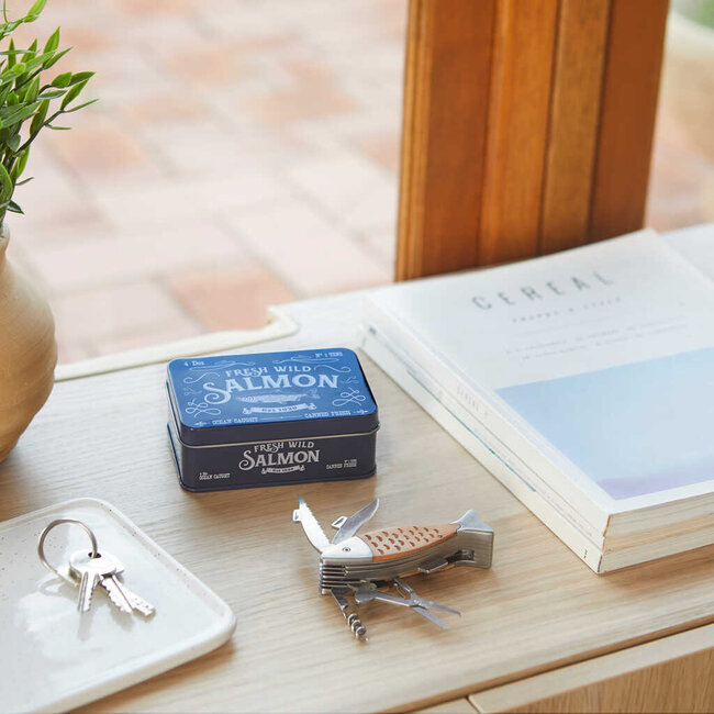 Balvi Multitool Wilde Zalm metal box
