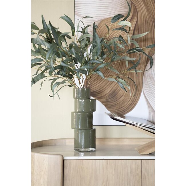 By Boo Vaas Pila – mosgroen