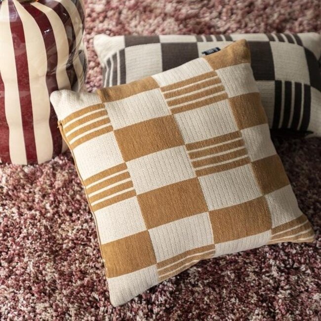 By Boo Kussen Twist 45x45 cm – mosterd