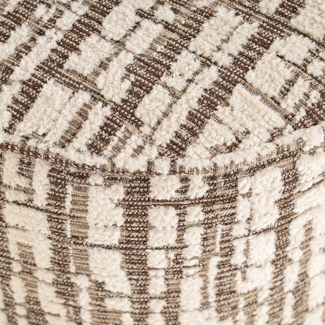 Richmond Interiors  Poef Lexie 45Ø cream dalia 11