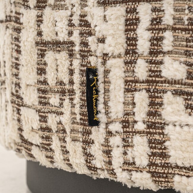 Richmond Interiors  Poef Lexie 70Ø cream dalia 11