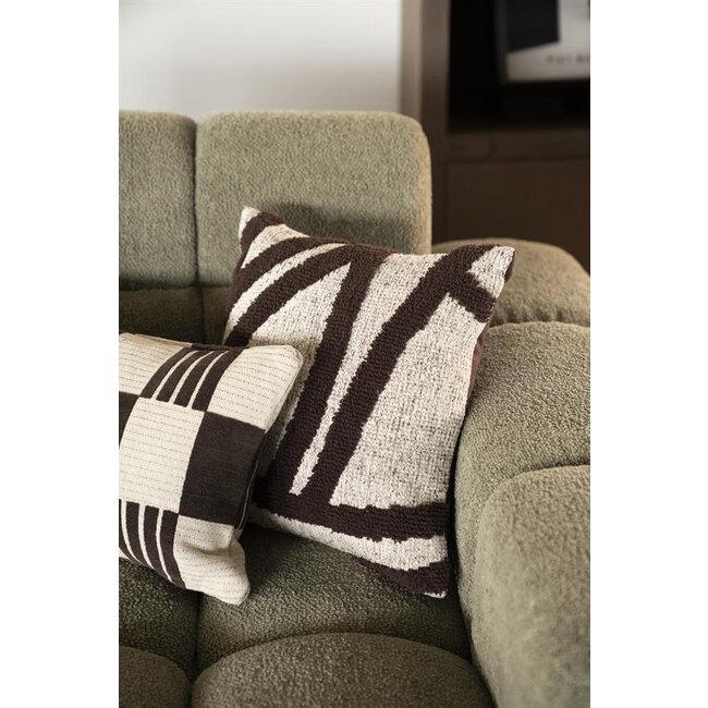 By Boo Kussen Majani – donker bruin