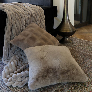 Countryfield Kussen Imitatiebont Cosy Eloise grijs / bruin
