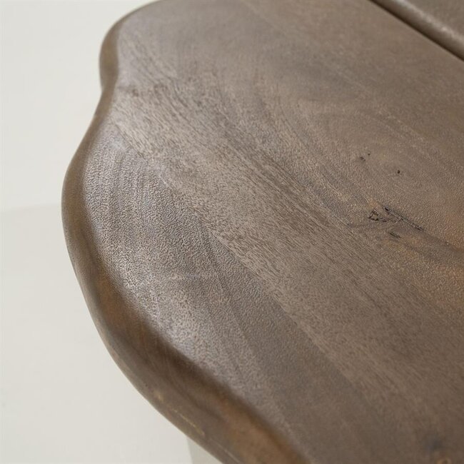 By Boo Salontafel Yuo - lichtbruin