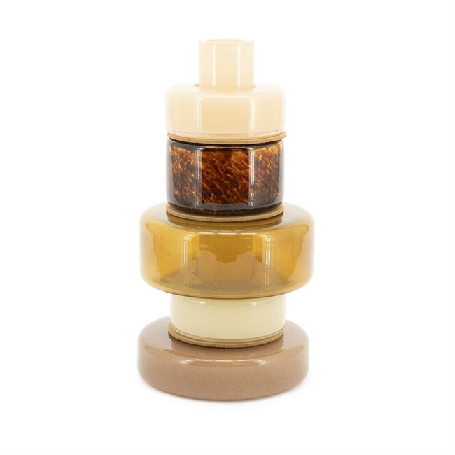 By Boo Vaas Golas - bruin