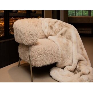 PTMD Fauteuil Hair Cream met champagne kleurige poten - Nu met gratis plaid Linde t.w.v. € 185,-