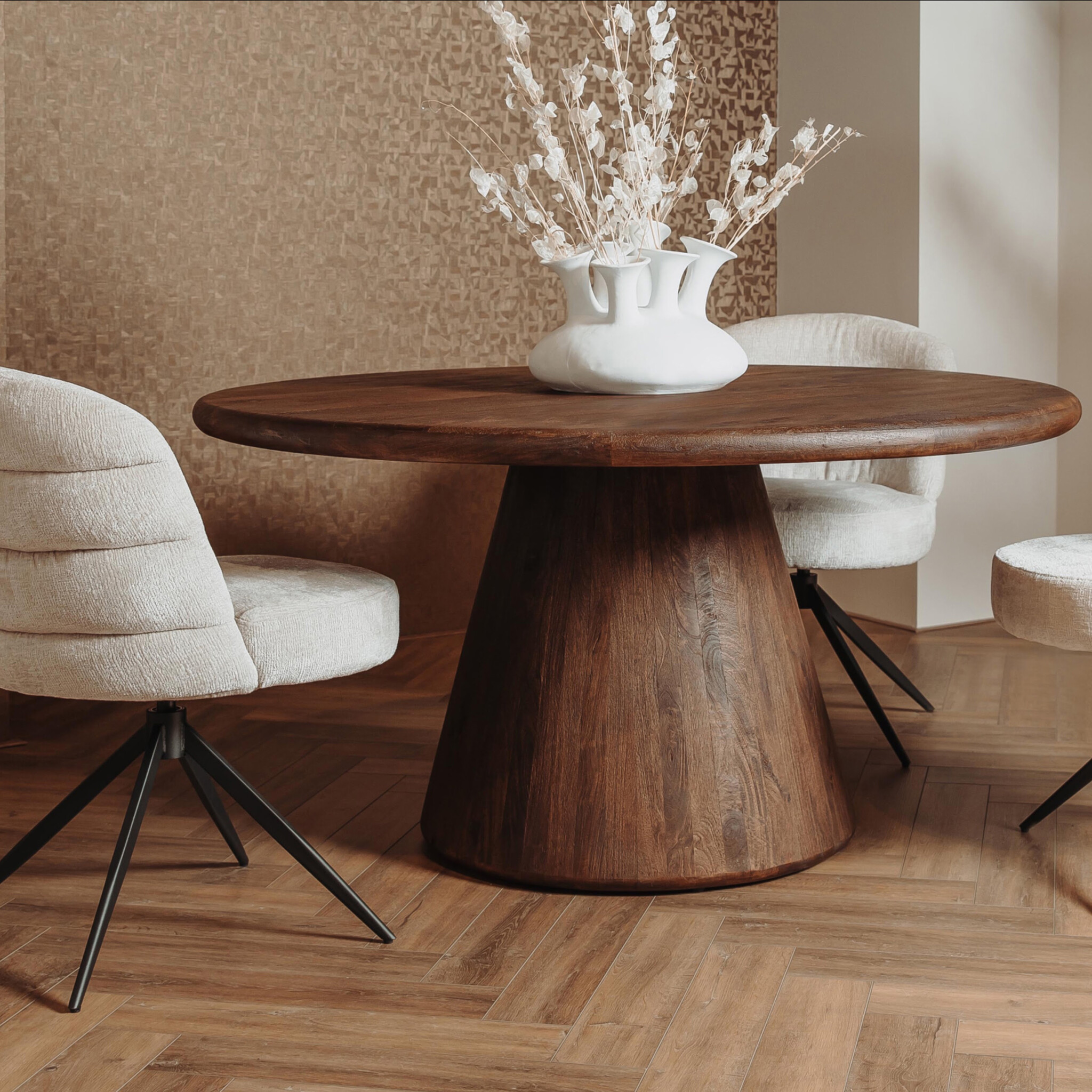 Asti tafels van Tower Living | Eenvoudig & Functioneel Design