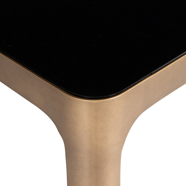 Richmond Interiors  Pilaar Claridge gold