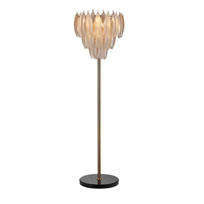 Richmond Interiors  Vloerlamp Chloe brass antique
