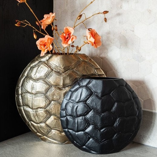 Maak een statement met een Richmond Interiors vaas