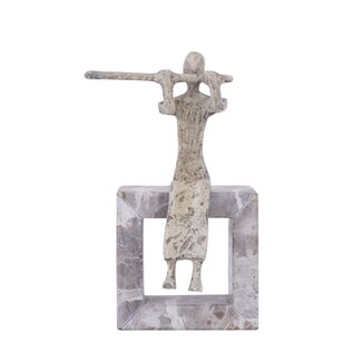 PTMD Ornament Aleria Beige dame met fluit op marmeren voetstuk