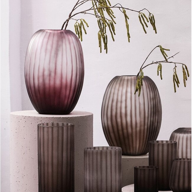 PTMD Vaas Kriste Lichtbruin handgemaakt geribbeld L