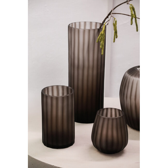 PTMD Vaas Kriste Lichtbruin handgemaakt geribbeld L