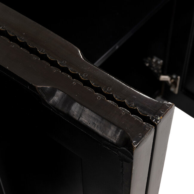 Richmond Interiors  Dressoir Russo brown 4-doors