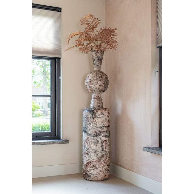 Richmond Interiors  Pilaar Mady beige