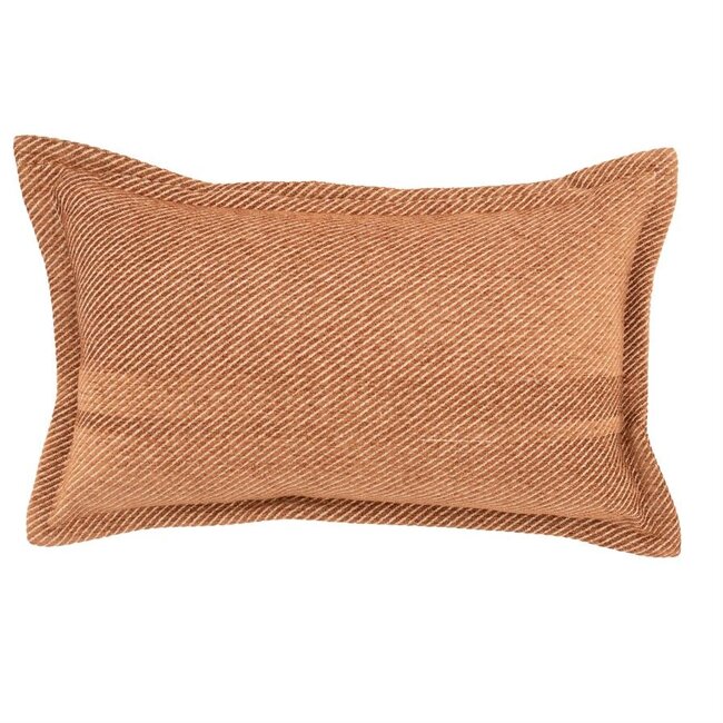 By Boo Kussen Leostripe